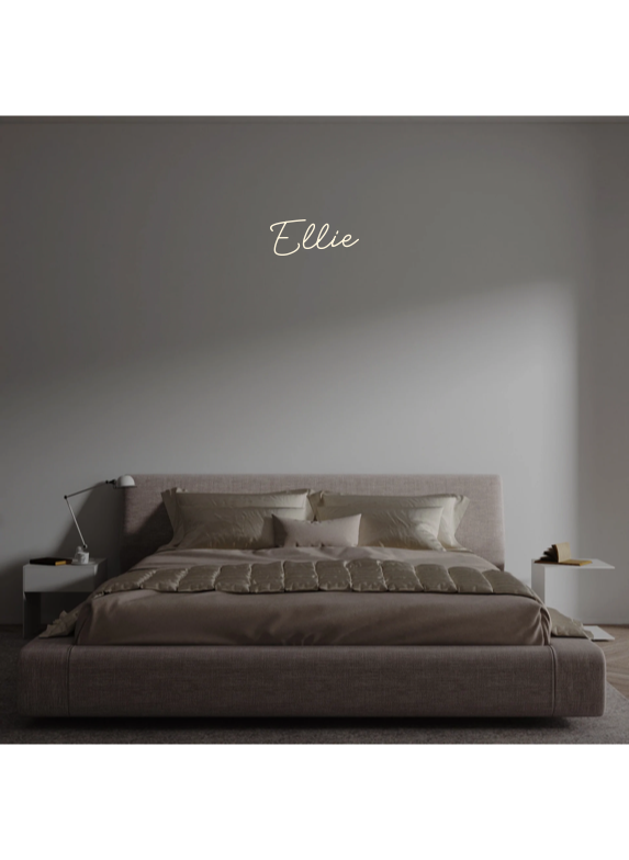 Custom text: Ellie